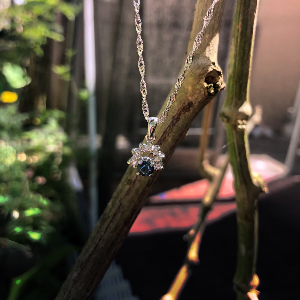 STERLING SILVER OCEAN BLUE STONE NECKLACE